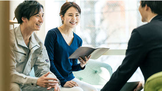 ブランドイメージや理念、地域性など、サービスの特徴に基づいた広告展開